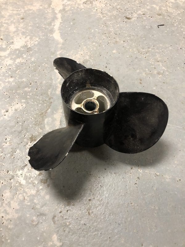 3 Blade 17 x 33 propeller