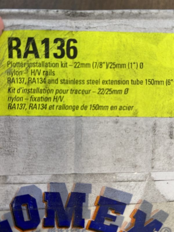 Glomex Installation Kit for Chart Plotters 