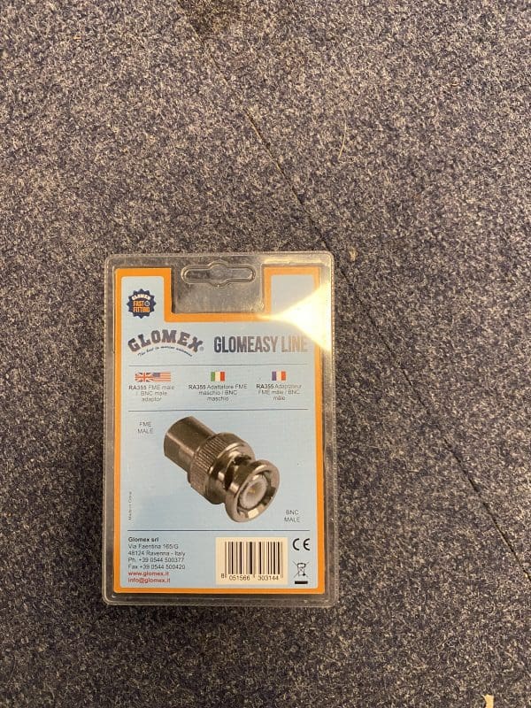 Glomex - RA355 FME male / BNC male adaptor