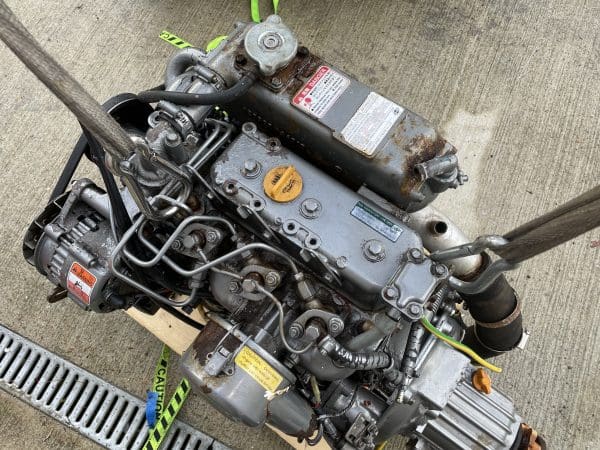 Yanmar 3GM30F engine, gearbox, control panel & wiring loom