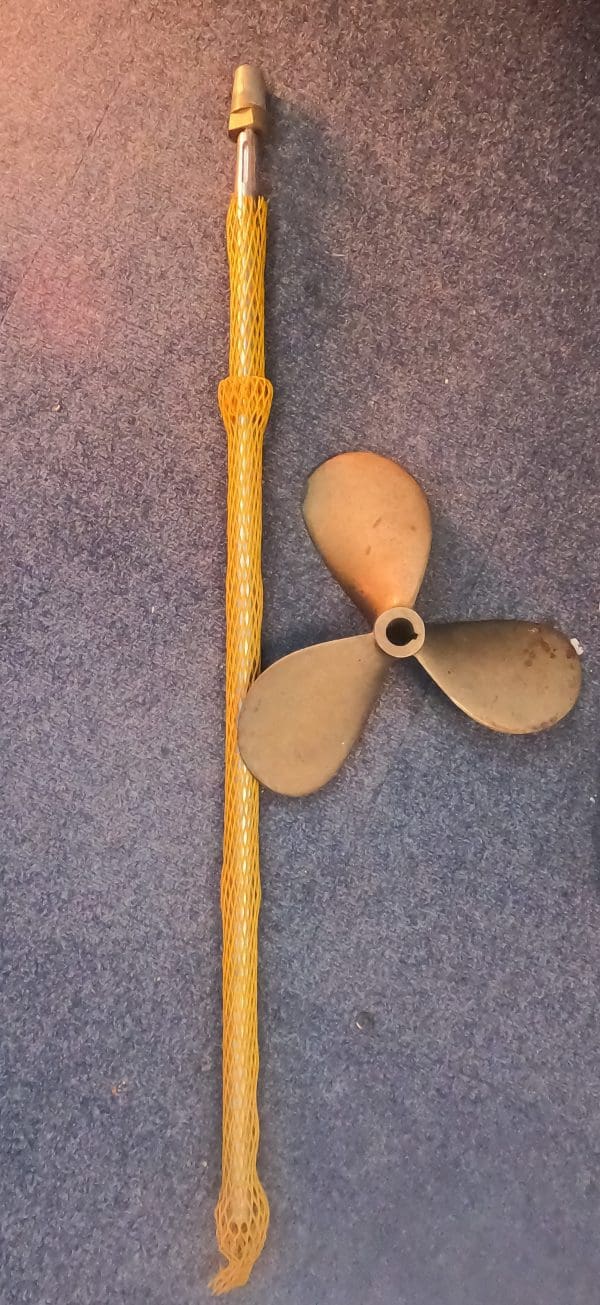 Fixed pitch 3 blade brass propeller and shaft