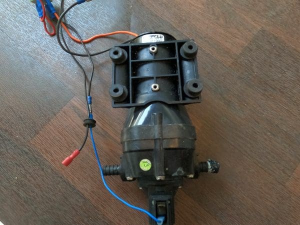 Jabsco 30600-0092 PAR-Max 3 Automatic water pressure pump system.