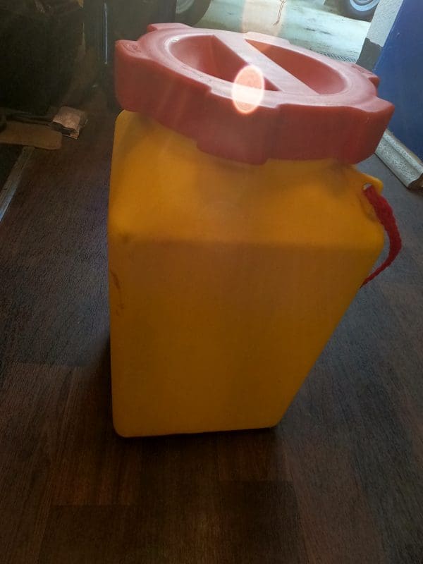 RORC Emergency flare pack container