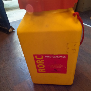 RORC Emergency flare pack container